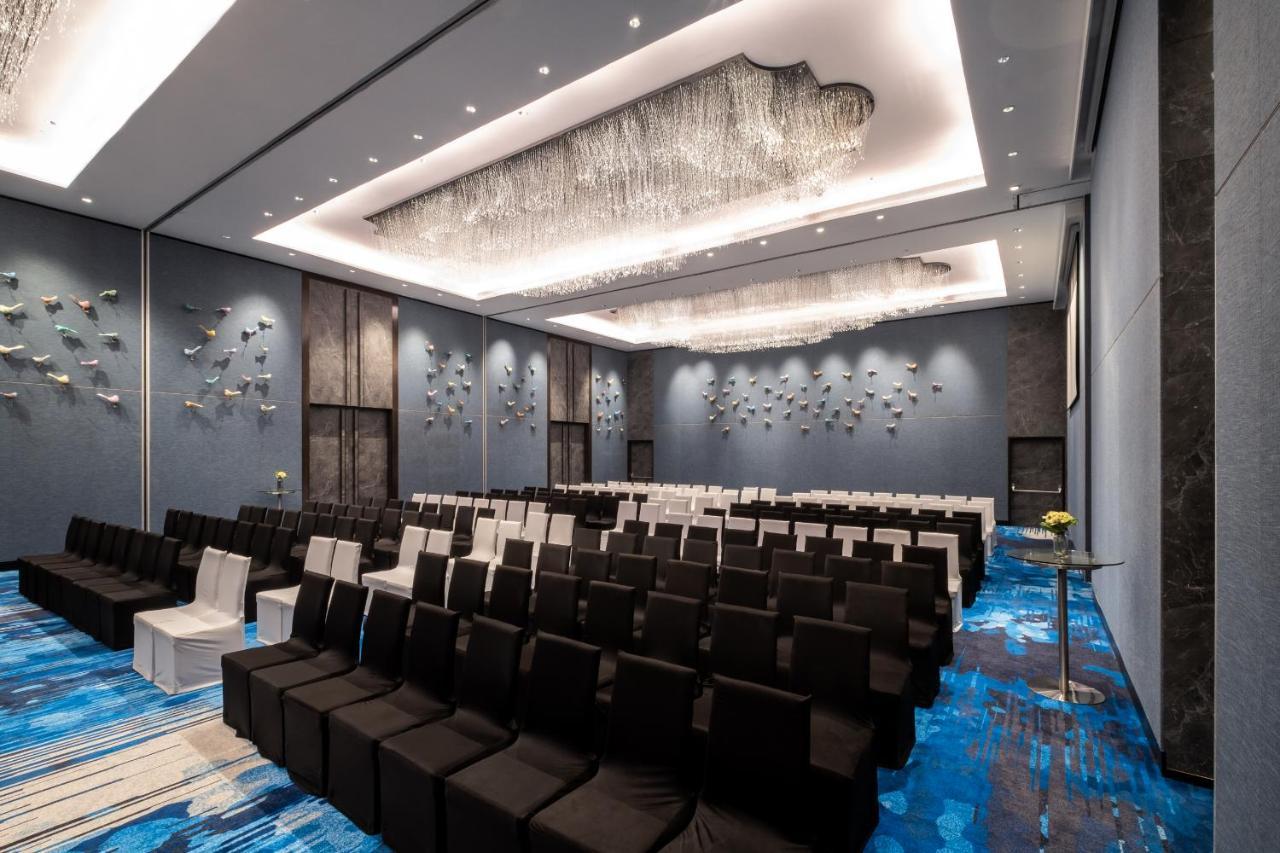 Hyatt Centric Candolim Goa Kültér fotó The ballroom