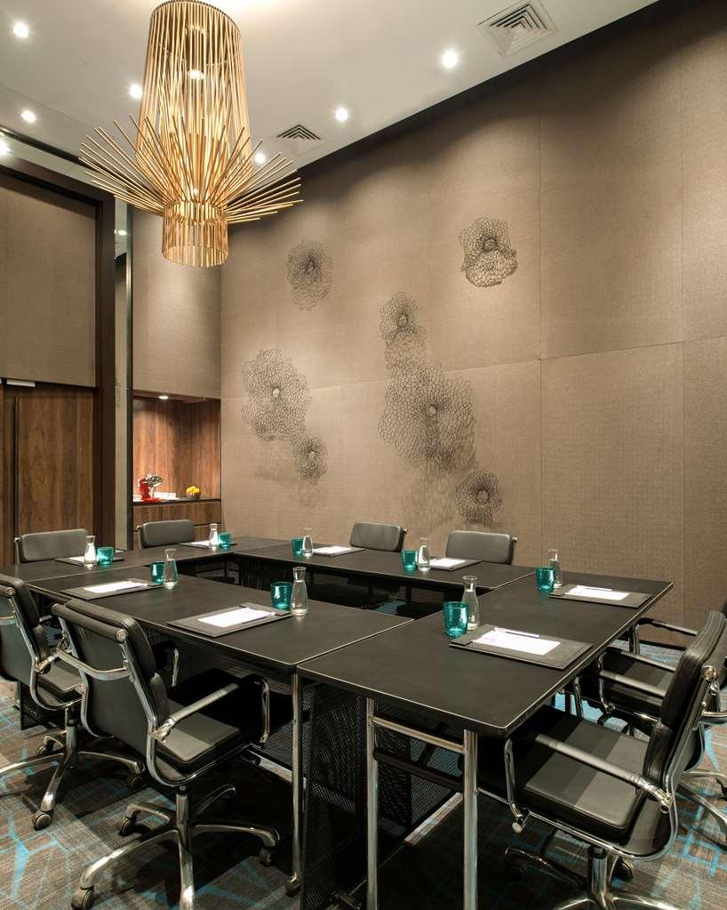 Hyatt Centric Candolim Goa Létesítmények fotó Meeting room
